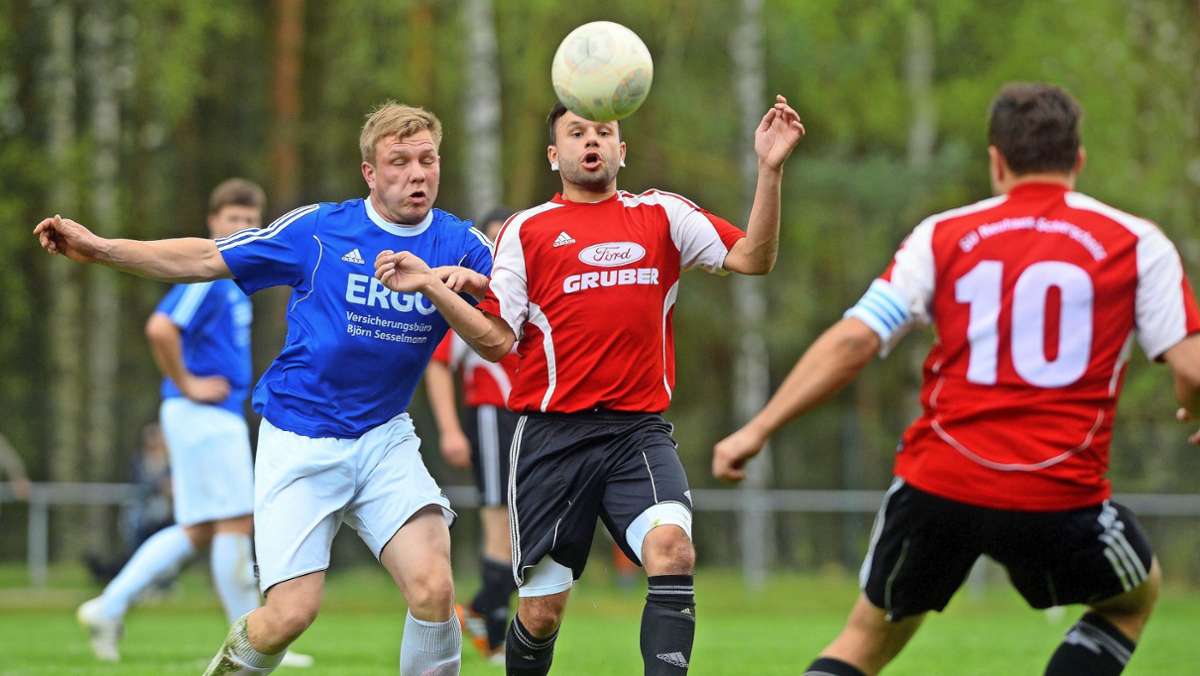 Fußball: SV Isolator Neuhaus-Schierschnitz: Ein bescheidener Bruder-Traum