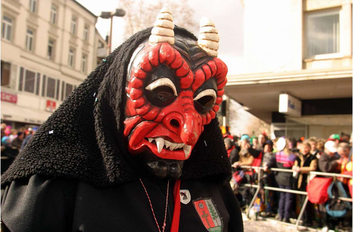 Der Teufel beim rheinischen Straßenkarneval in Mainz. Foto: imago/imago