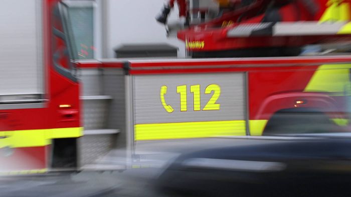 Landkreis Lindau: Taschenlampe setzt Feuerwehrauto in Brand