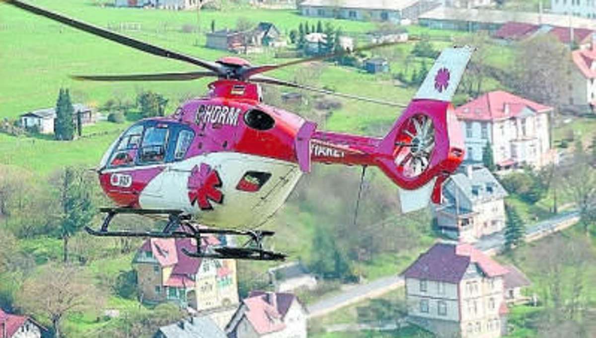 Thüringen: Autofahrerin muss mit Hubschrauber ins Krankenhaus gebracht werden