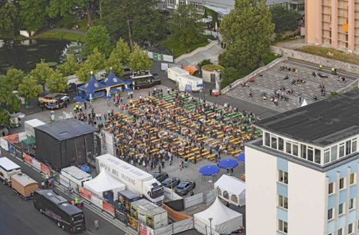 Drei Wochen lang war der Platz der Deutschen Einheit Pilgerstätte für Kultur- und Musikhungrige. Foto: frankphoto.de