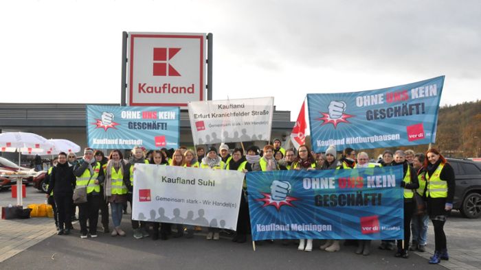 Streik vorm Kaufland: Meiningen: Mitarbeiter fordern mehr Geld