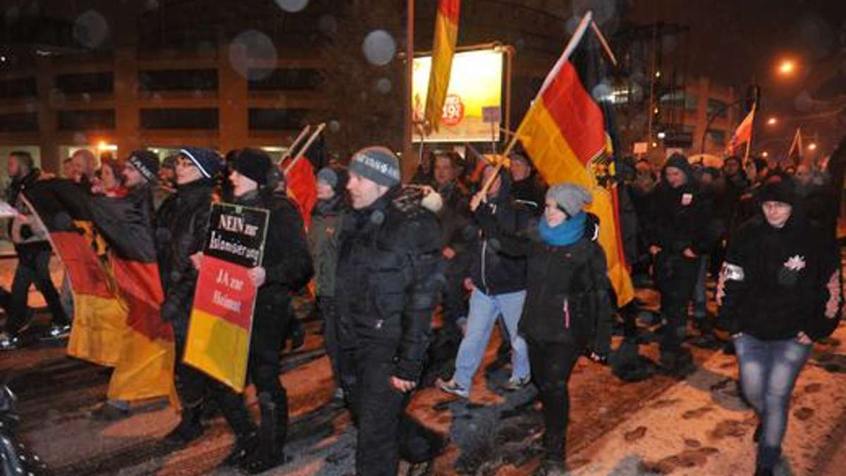 Thüringen: Sügida: Dialog in Suhl und Eklat bei der AfD