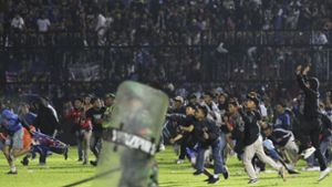 Stadion-Panik in Indonesien: Mehr als 30 Minderjährige unter den Toten
