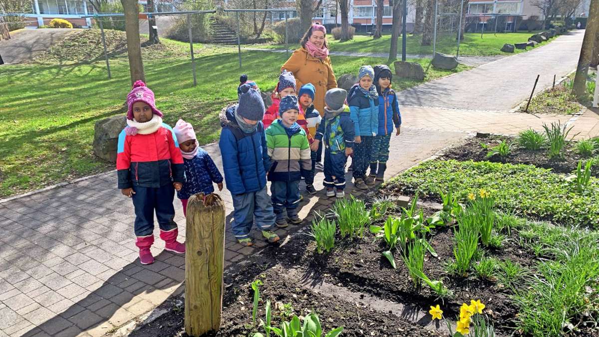 Sonneberger Kindergarten startet Experimente: Die Märchenländler wecken den Frühling auf