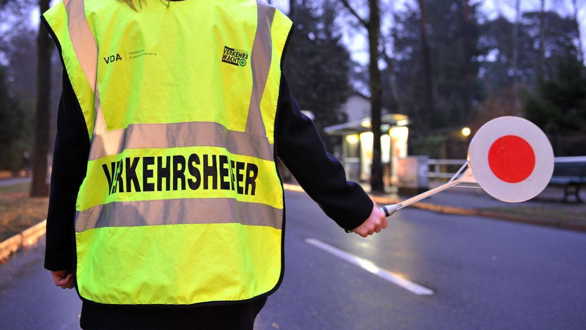 Thüringen: Landesverkehrswacht will mehr Schülerlotsen