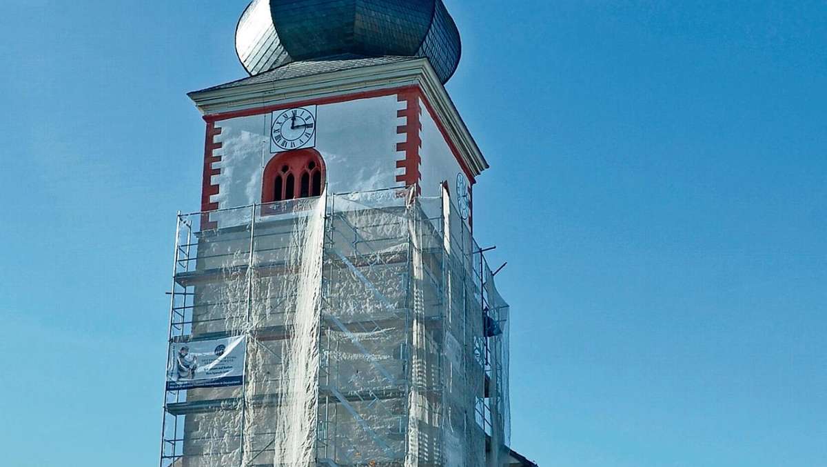 Grabfeld-Berkach: Kirchturm: Alles wird wieder wie neu