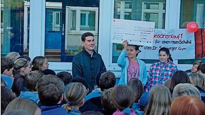 11 000 Euro für Neugestaltung des Schulhofes erlaufen