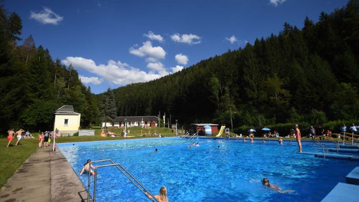 Schleusingerneundorfer Freibad: Schwimmbadverein-in-spe kämpft ums Bad