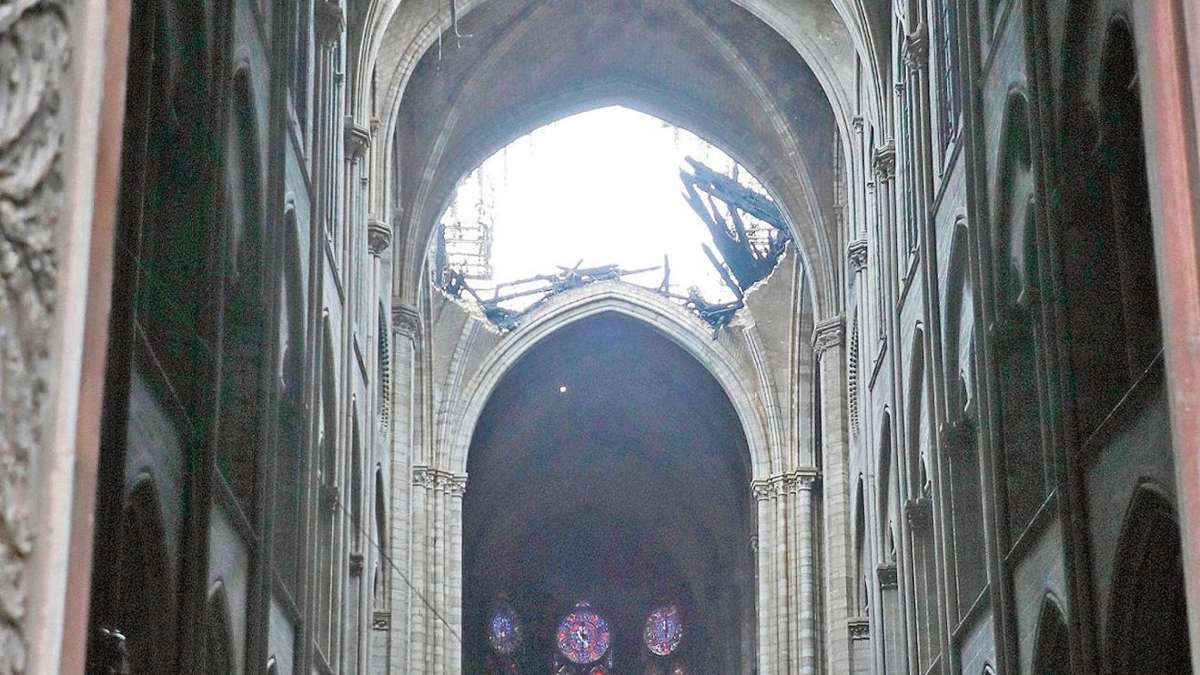 Erfurt/Paris: Feuer von Notre Dame berührt die Thüringer