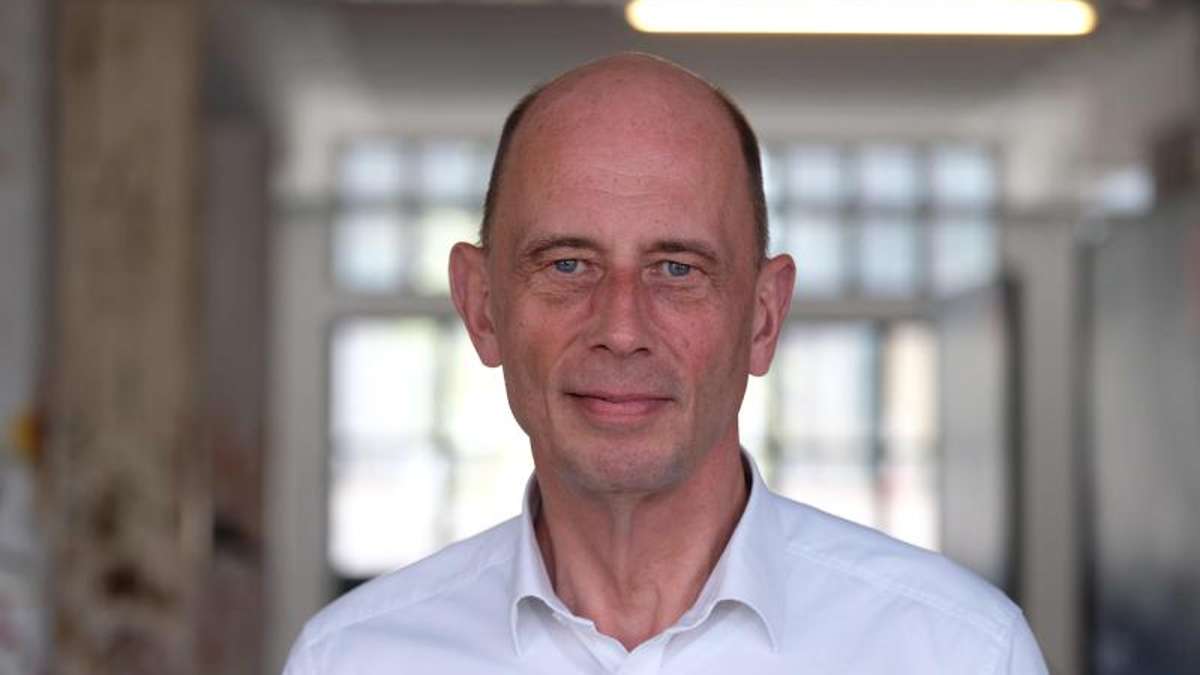 Thüringen: SPD-Landeschef Tiefensee: Ich bin für einen Runden Tisch