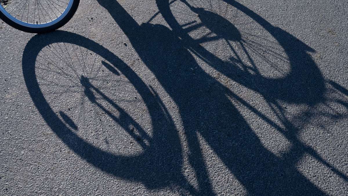 Mann im Krankenhaus : 87-Jähriger fährt Radfahrer an