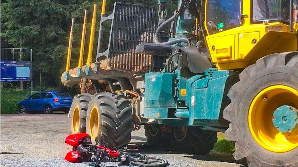 Unfall: Forstmaschine überrollt am Rennsteig E-Bike