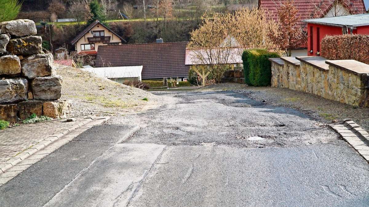 Dietzhausen: Kritik an Straßenbau und mangelnder Grünflächenpflege