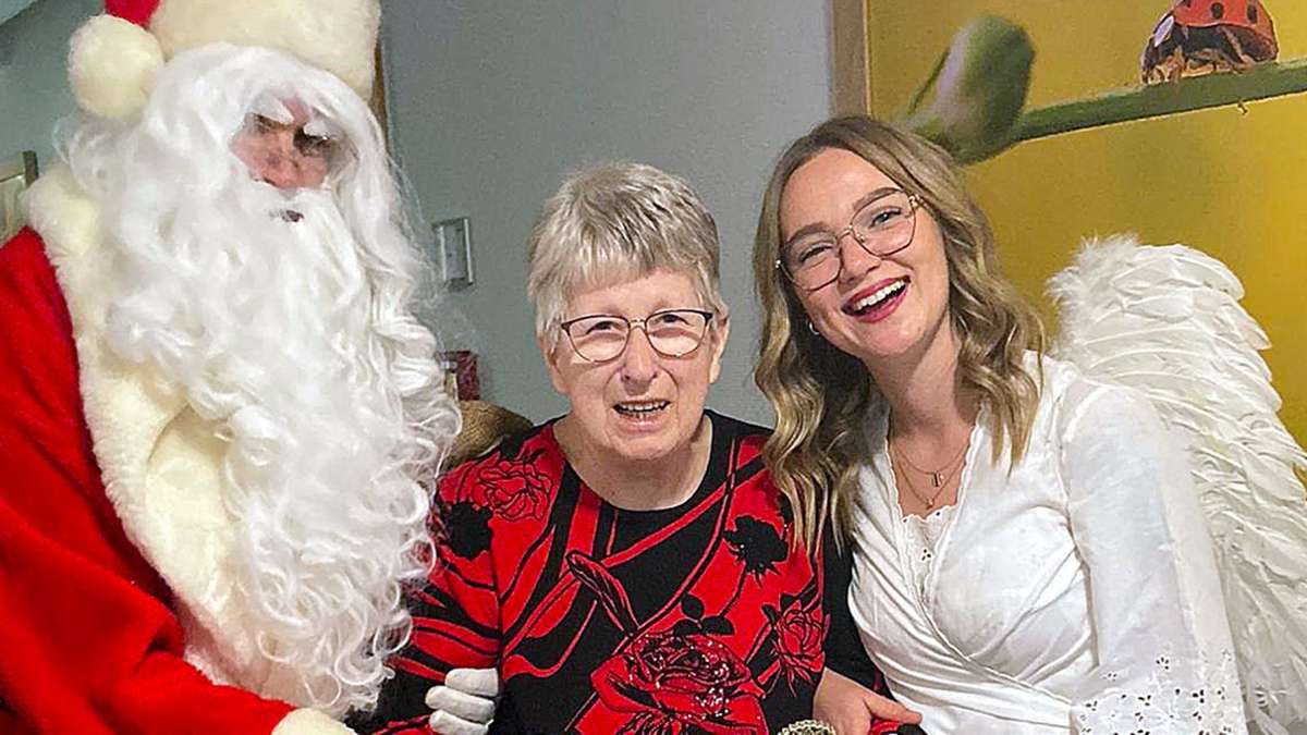 Weihnachten im Pflegeheim: Wenn der Weihnachtsmann schon früher kommt ...