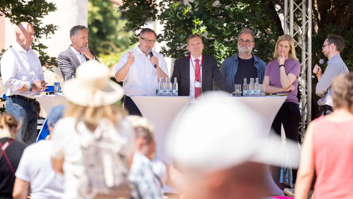 Thüringentag: Kemmerich schließt Koalition mit Grünen aus