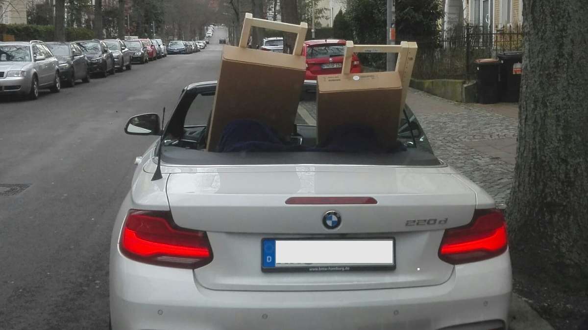 Thüringen: Möbeltransport mit Cabrio ruft Polizei auf den Plan