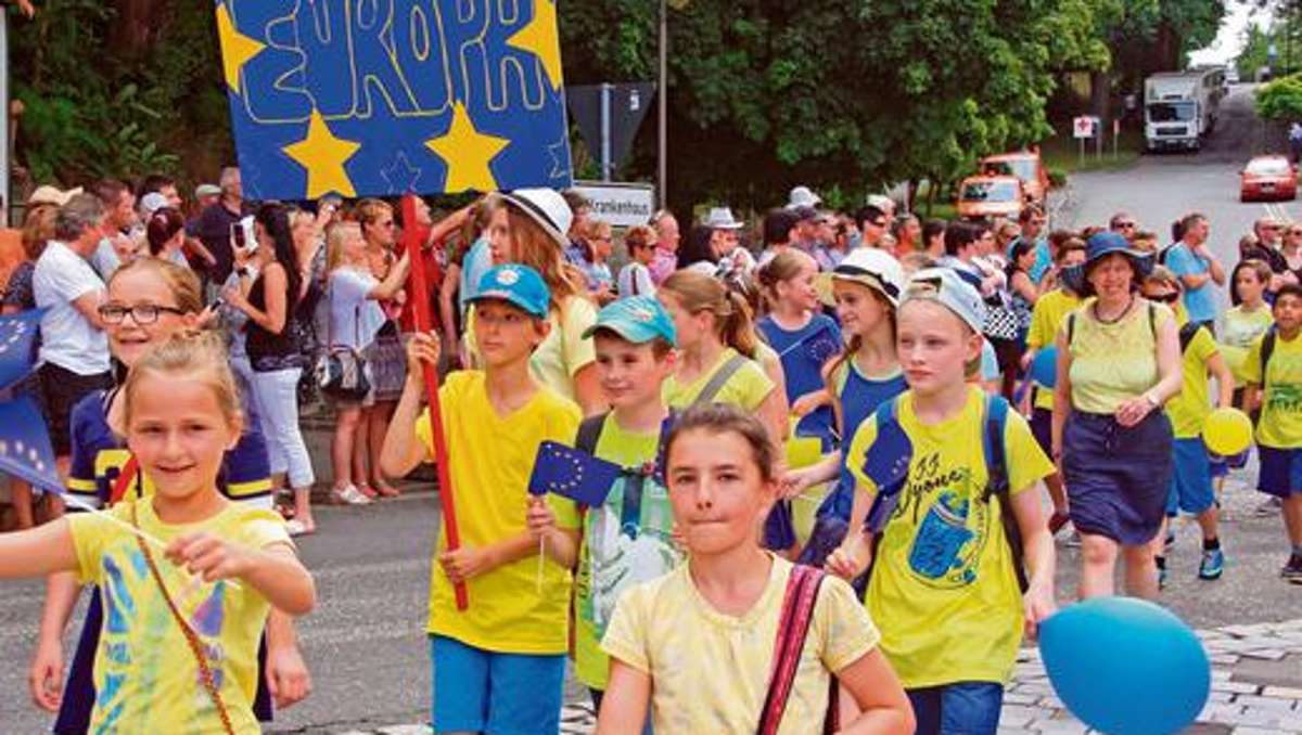 Sonneberg/Neuhaus: Ein Kinderfest ist der Neustadter Nationalfeiertag