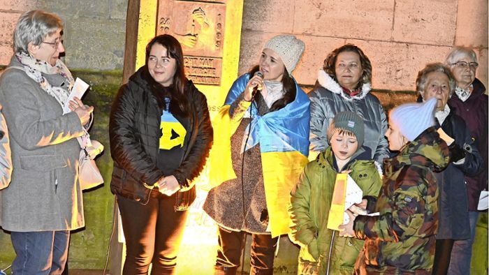 Ukraine-Flüchtlinge: Tarnnetze aus Meiningen für die Front