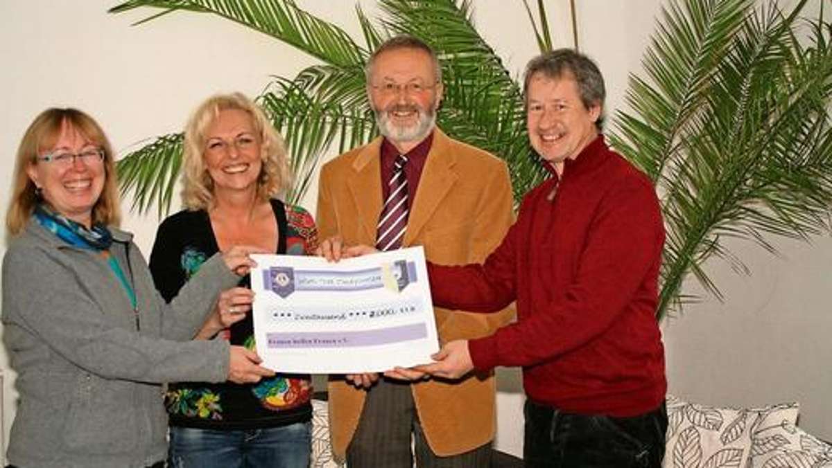 Hildburghausen: Lions Club spendet 2000 Euro für Frauenhaus
