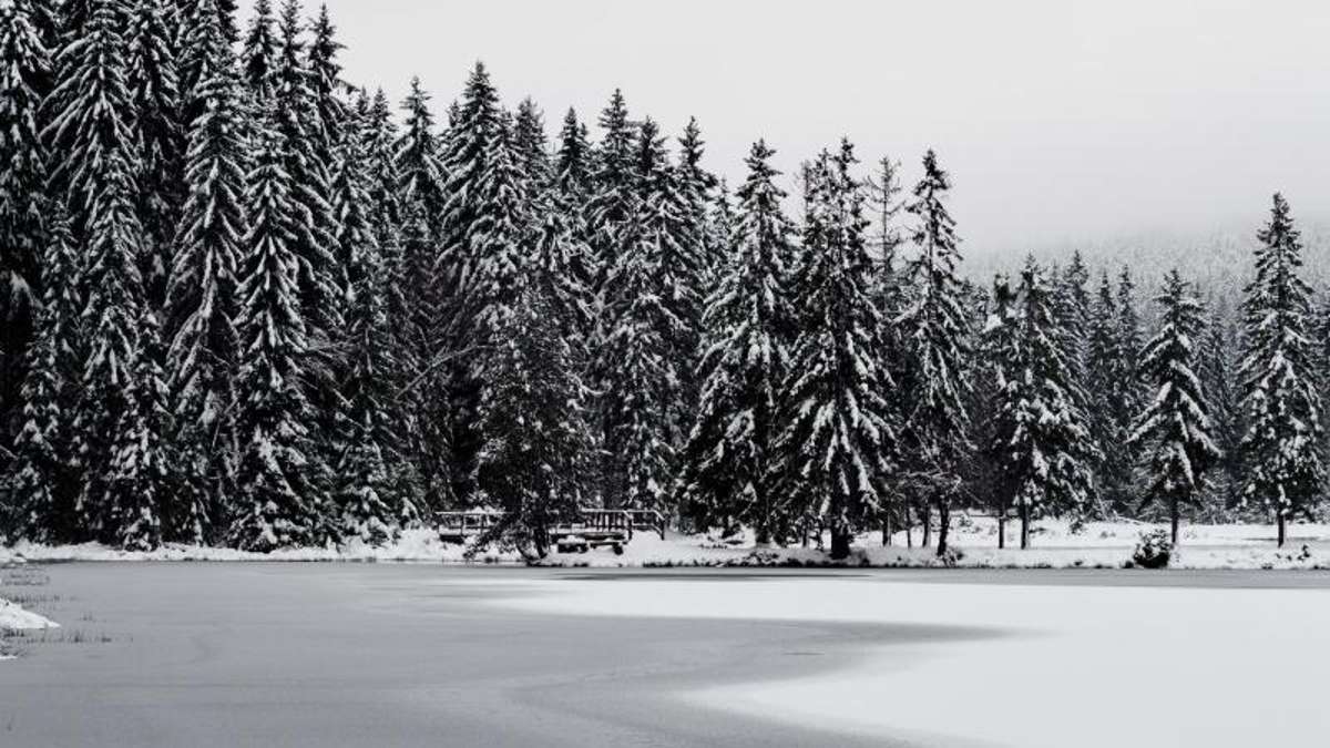 Thüringen: Kaltes Wochenende und leichter Schneefall in den Mittelgebirgen