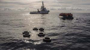 Neue Schiffsunglücke im Mittelmeer - Hunderte in Seenot