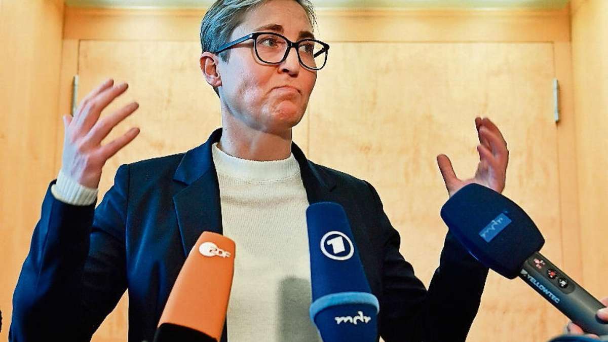 Thüringen: Linke nennt Rückzug von AKK konsequent, Grüne sprechen von Führungslosigkeit