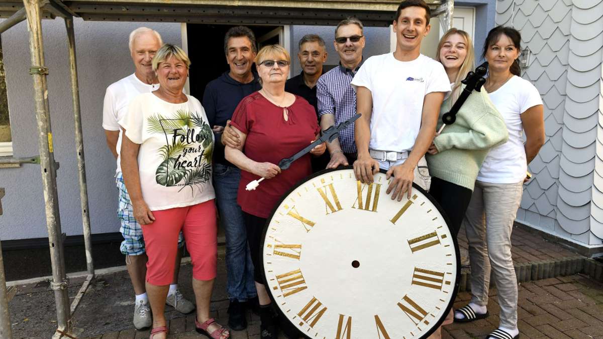 Historische Uhr in der Sonneberger Altstadt restauriert: Jetzt schlägt sie wieder jedem die Stunde