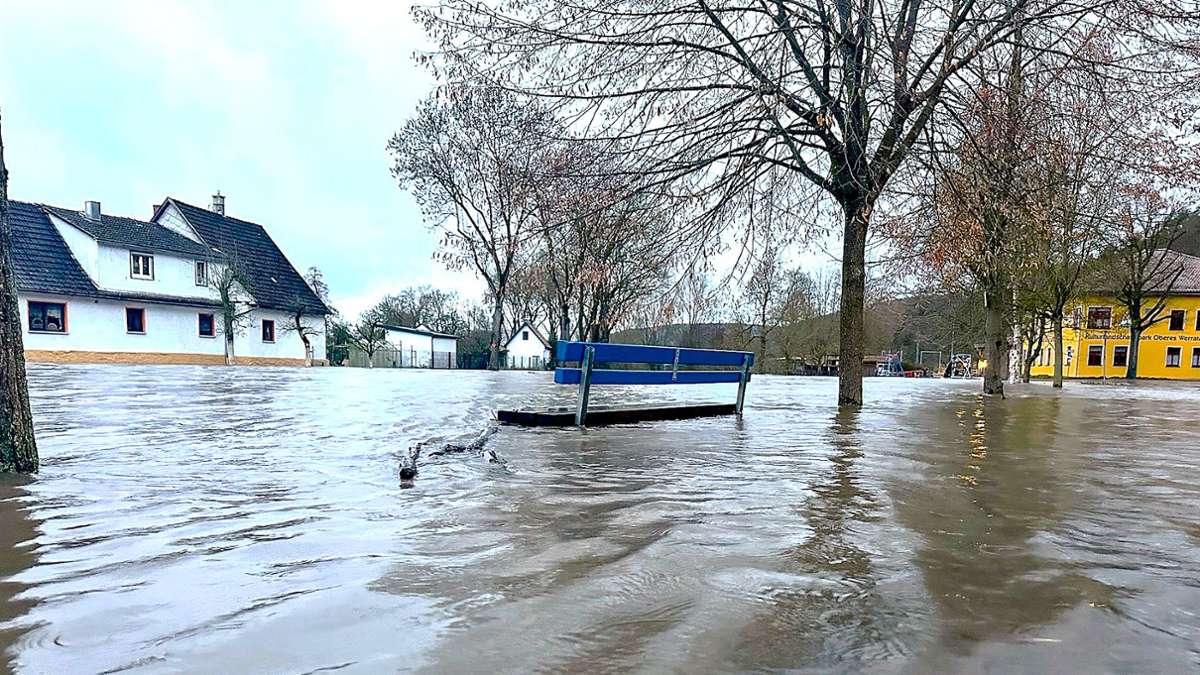 Hochwasser: Einsatzkräfte in Alarmbereitschaft