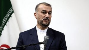 Helikopterabsturz: Irans Präsident und Außenminister tot