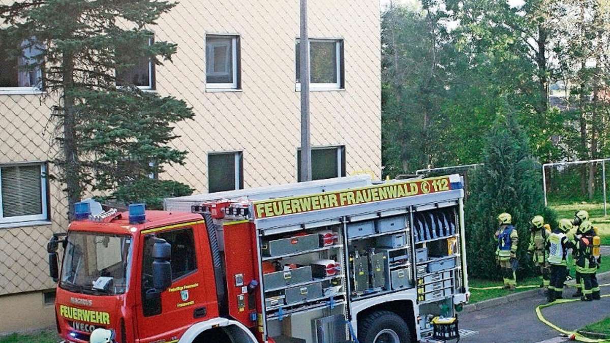 Frauenwald: Frauenwald: Brand im Wohnblock