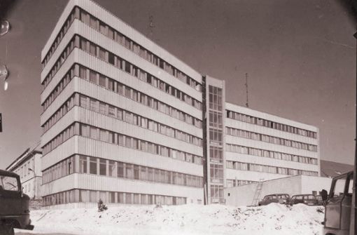 Das Gebäude wurde Mitte der 1970er Jahre errichtet. Hier befanden sich die Dienstzimmer des letzten Stasi-Bezirkschefs, Gerhard Lange. Foto: Bundesarchiv