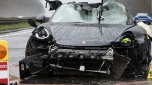 Sonneberg: Porsche fliegt aus Kurve: 150.000 Euro Schaden