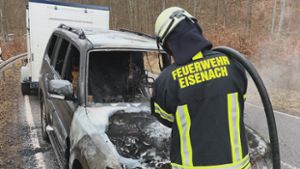 „Hohe Sonne“ Eisenach: Auto fängt Feuer und brennt komplett aus