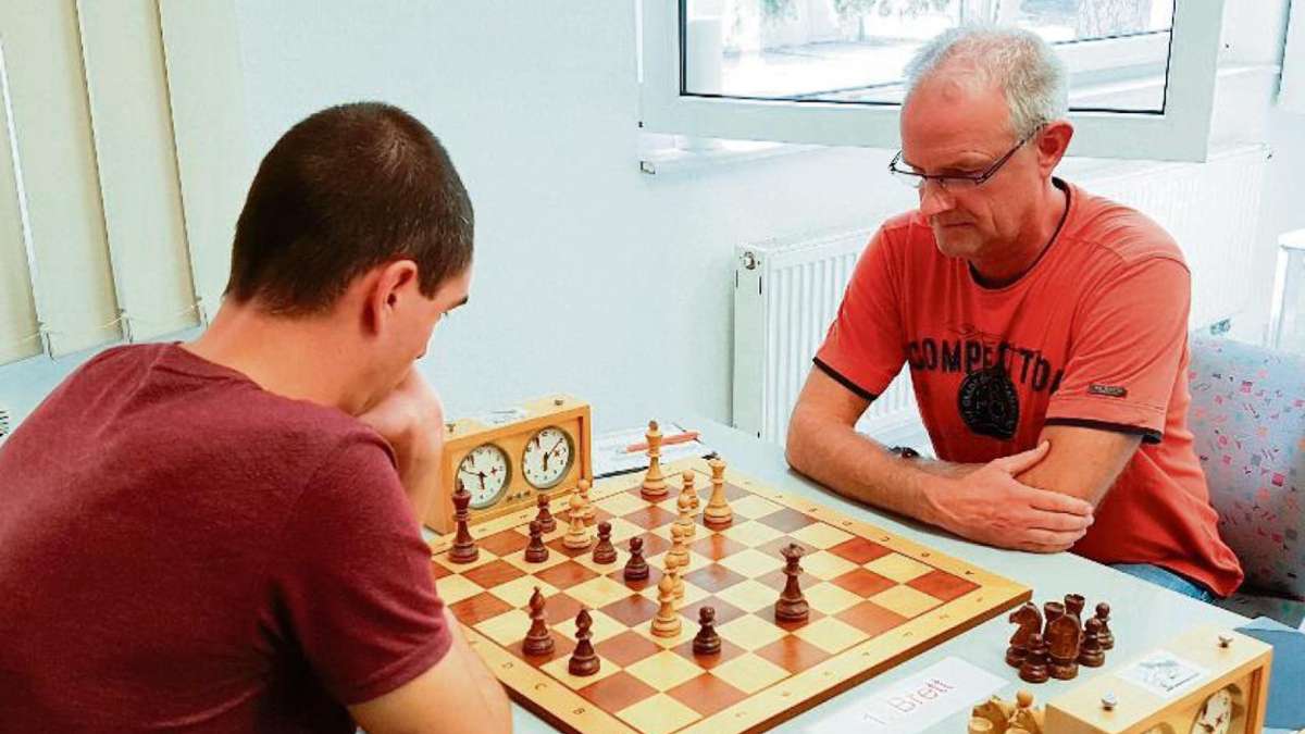 Erfurt/Schmalkalden: Schmalkalder Schachspieler halten gegen