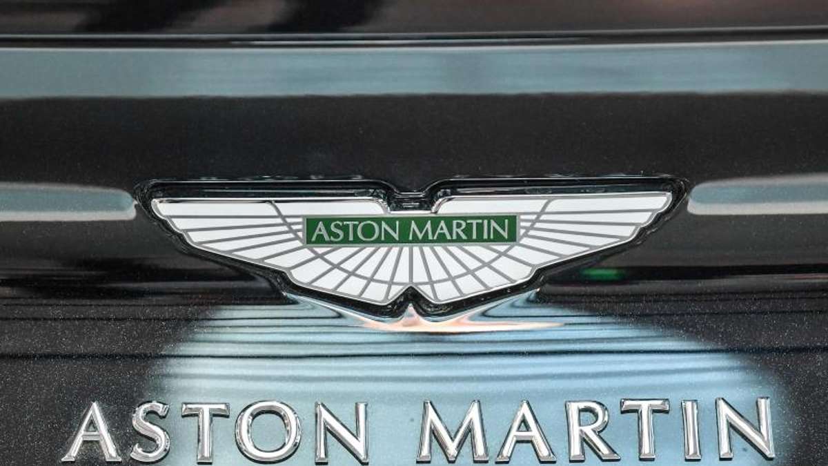 Im Schatten der Italiener: Börsengang drückt Aston Martin in rote Zahlen