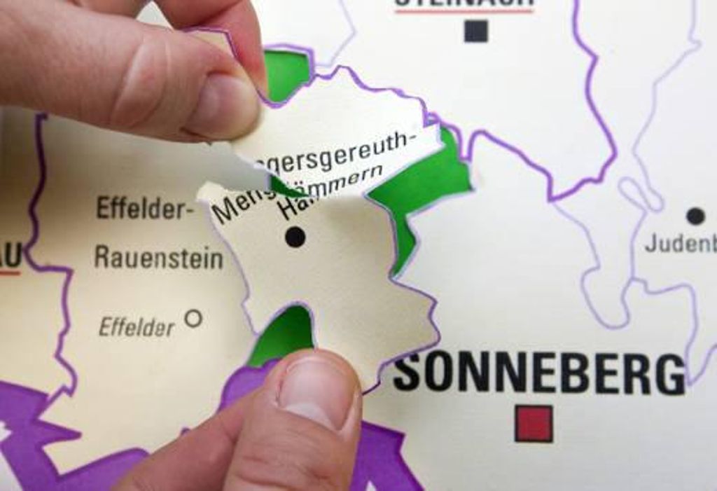Effelder-Rauenstein und Mengersgereuth-Hämmer wollen zusammengehen. Doch das Votum der SPD in Erfurt hat das Vorhaben gebremst. Foto: ari