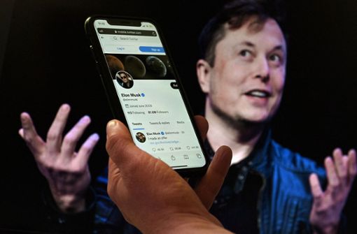 Jetzt also doch: Elon Musk will Twitter kaufen. Foto: AFP/OLIVIER DOULIERY