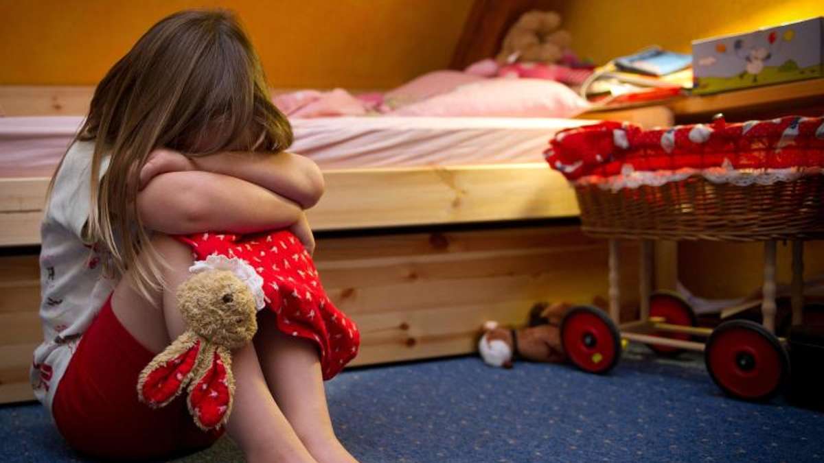 Thüringen: Mutter soll kleine Tochter für Missbrauch vermietet haben