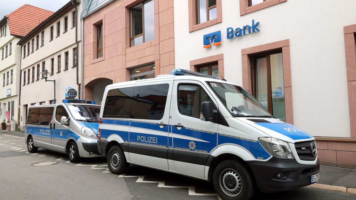 Thüringen: Durchsuchung: Staatsanwälte ermitteln gegen VR Bank