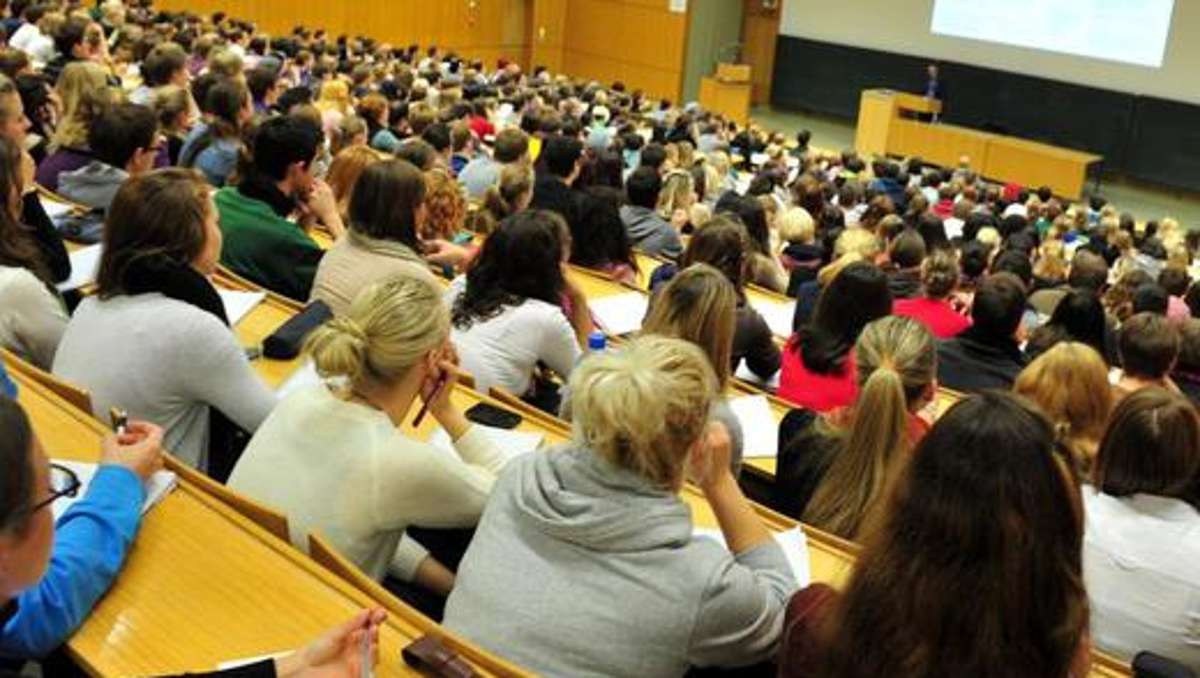 Wirtschaft: Studie: Viele Hochschulabsolventen sehen keine Zukunft in Thüringen
