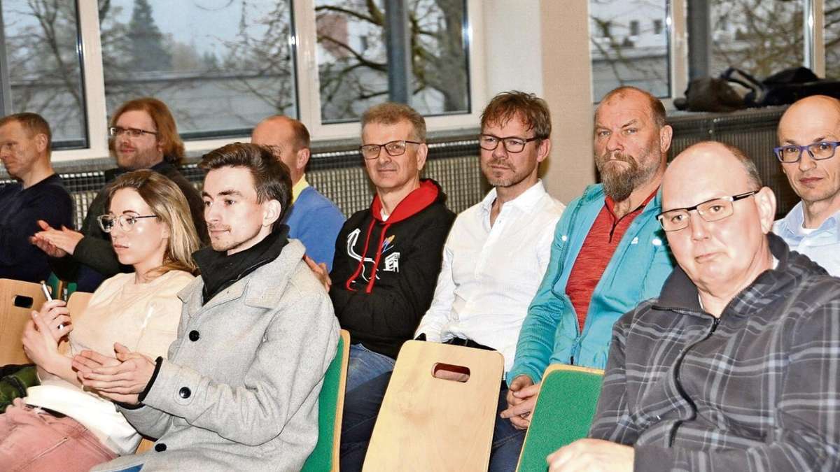 Meiningen: Kreistag stimmt nach heftiger Debatte für Schanzen-Zweckverband