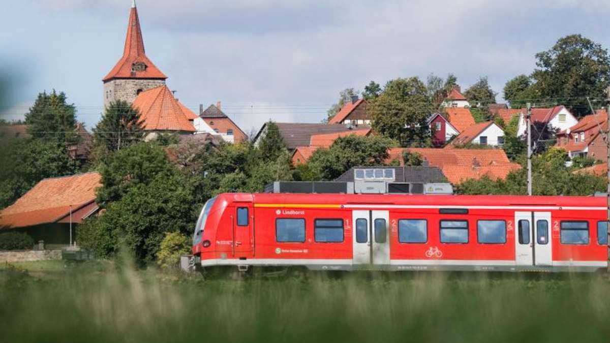 Thüringen: Deutsche Bahn: Sonntagsfahrplan gilt ab Dienstag