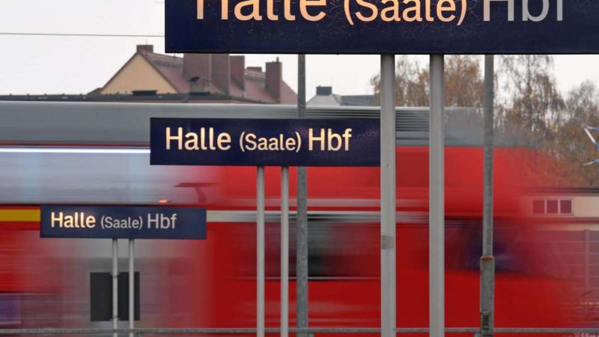Nachbar-Regionen: Umwege für Bahnreisende: Hauptbahnhof Halle wird für vier Tage gesperrt