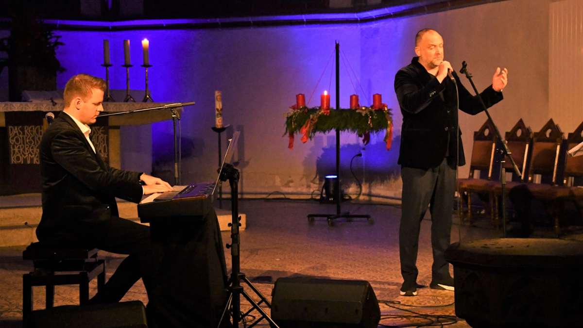 Björn Casapietra  in Meiningen: Weltreise mit weihnachtlichen Liedern