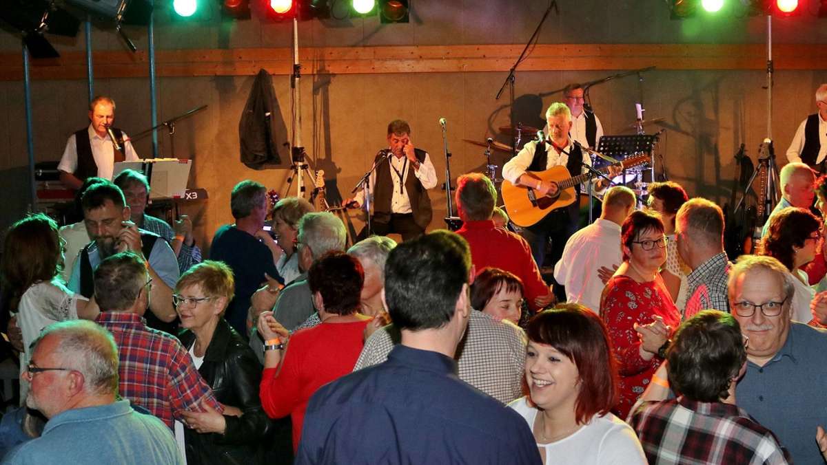 Musikertreffen in Altenfeld: Neun Bands treffen sich in Altenfeld