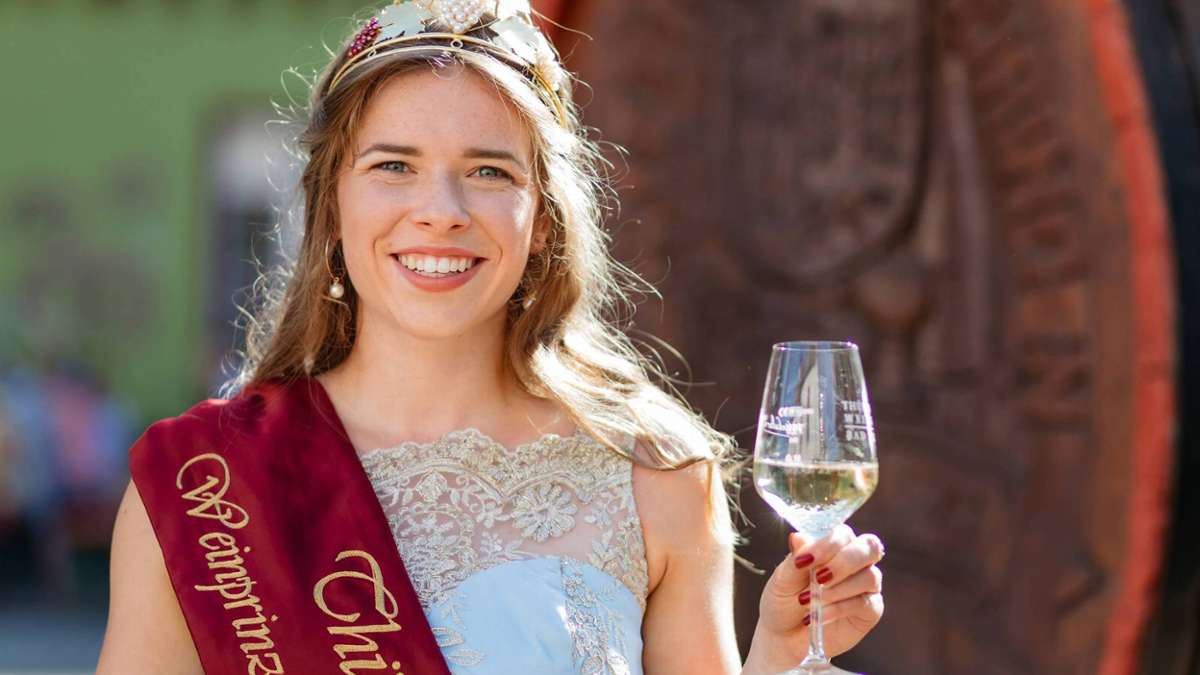 Thüringen: 21-Jährige Stefanie Klöck ist neue Thüringer Weinprinzessin