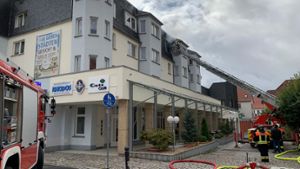 Wohnung brennt in Hildburghausen aus: Mieter aus Komplex gerettet