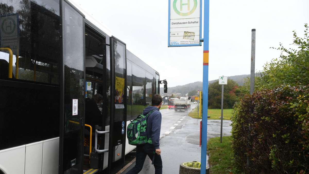 Busverkehr: Auf Kosten der Schüler