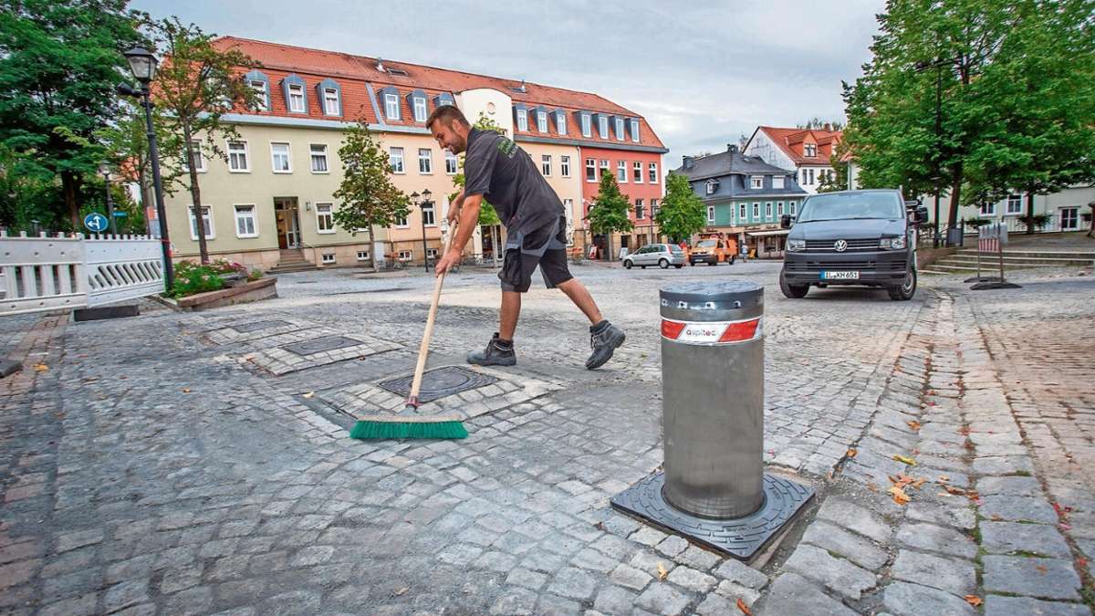 Ilmenau: Neue Poller am Rathaus sollen Markttag absichern